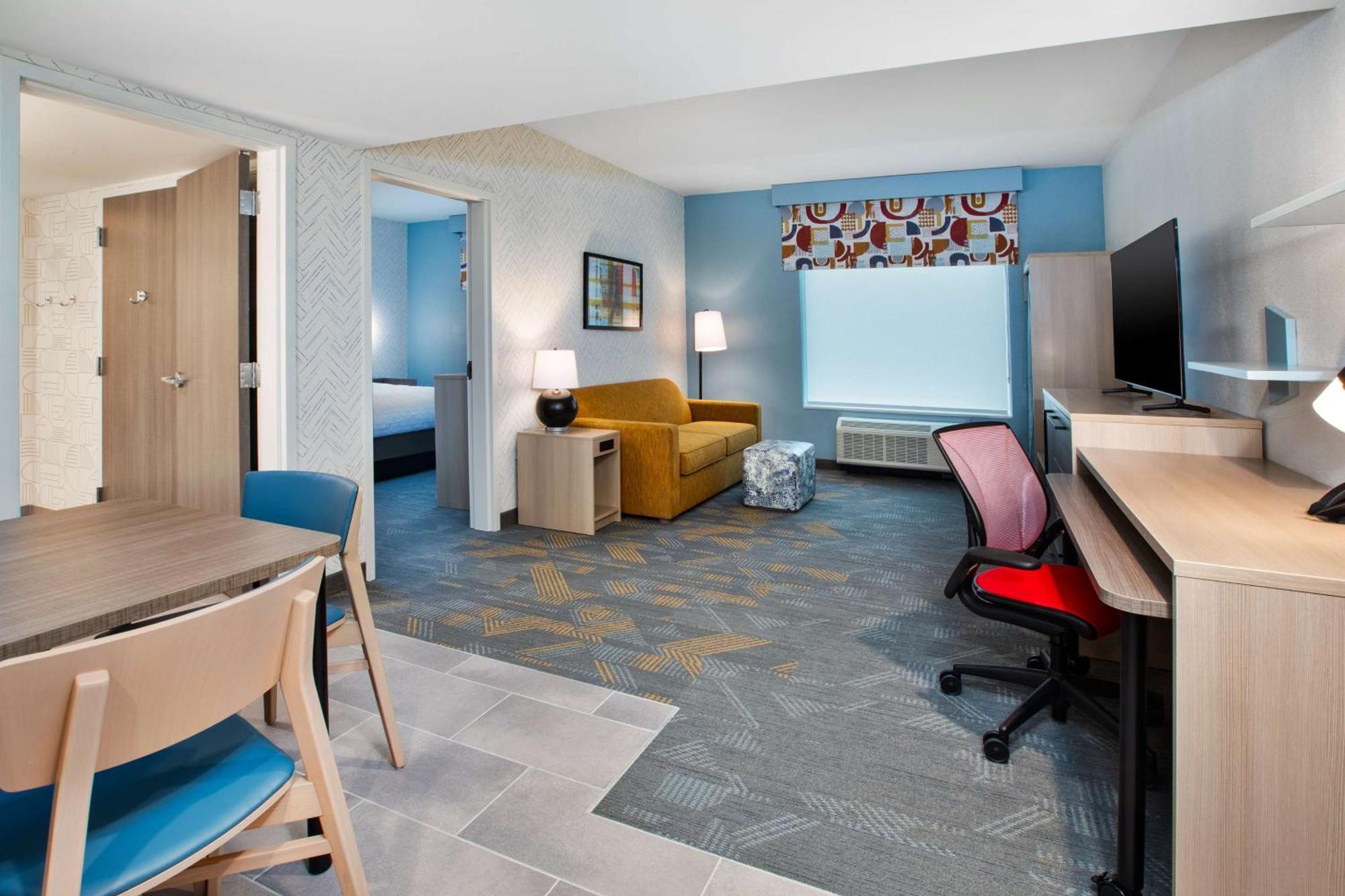 Home2 Suites By Hilton Grand Rapids Northeast 外观 照片