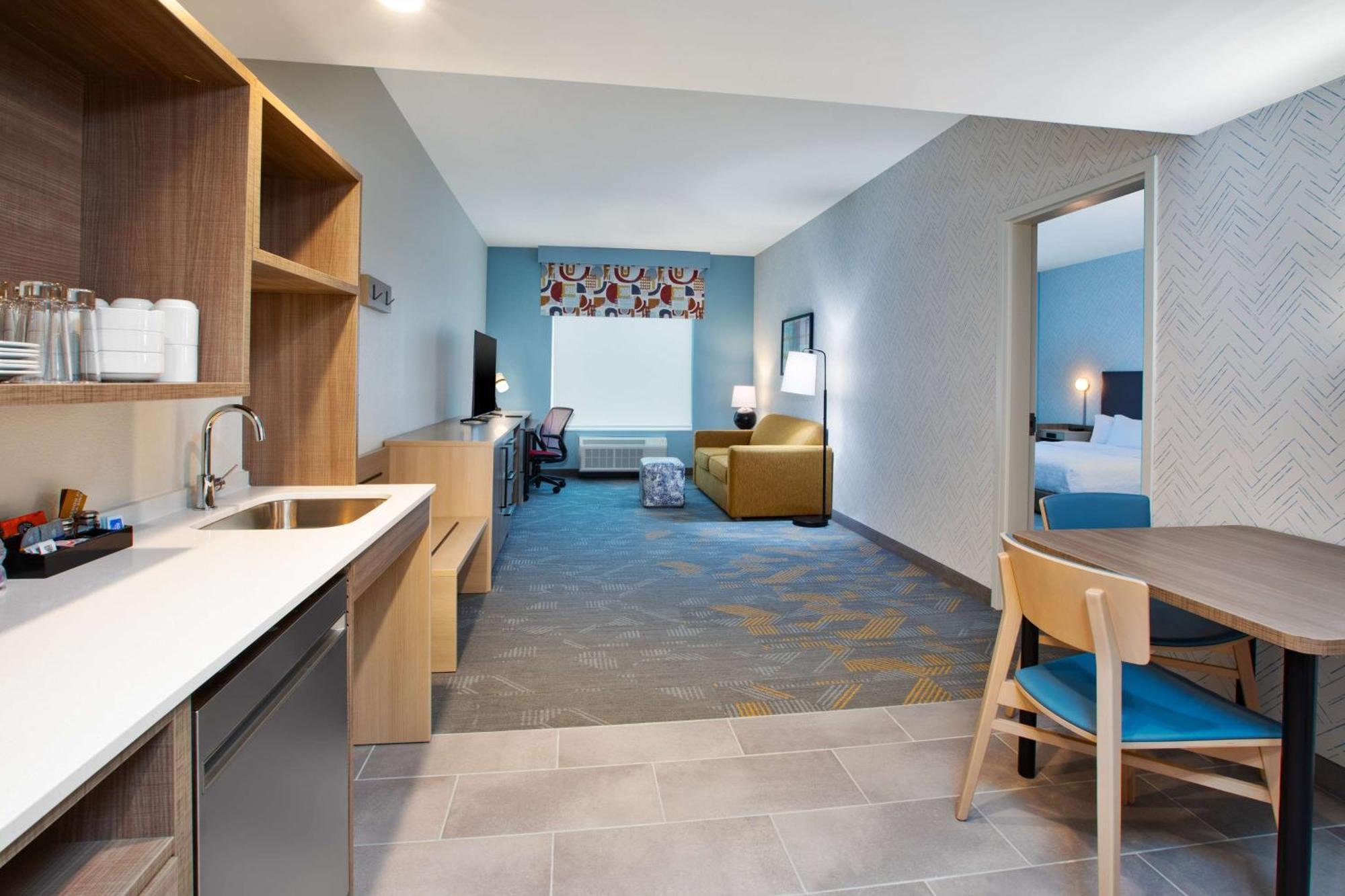 Home2 Suites By Hilton Grand Rapids Northeast 外观 照片
