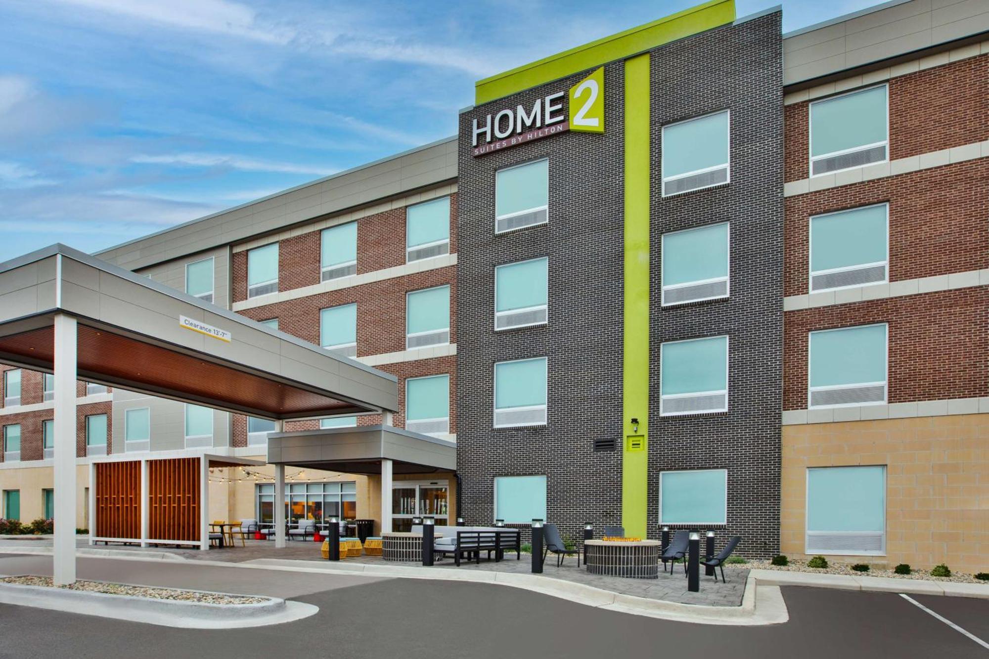 Home2 Suites By Hilton Grand Rapids Northeast 外观 照片